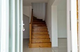 Casa tip duplex, 142 mp utili, teren 275 mp, Sanpetru