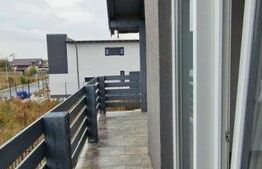 Casa tip duplex, 142 mp utili, teren 275 mp, Sanpetru