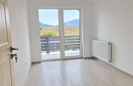 Casa tip duplex, 142 mp utili, teren 275 mp, Sanpetru