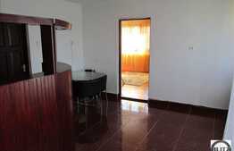 Apartament 2 camere, 55 mp utili, imobil nou, parcare, zona strazii Campina!