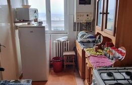 Apartament decomandat, 4 camere, 79 mp, renovabil, zona Negoiu
