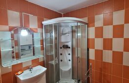 Apartament mobilat si utilat, 3 camere decomandate, parcare, zona Terra