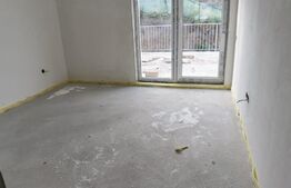 Apartament 3 camere decomandate, 67 mp, terasa 37 mp, zona Teilor