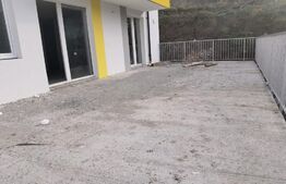 Apartament 3 camere decomandate, 67 mp, terasa 37 mp, zona Teilor