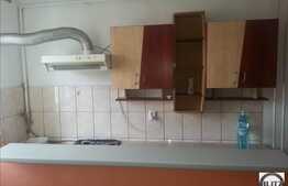 De vanzare 2 camere, 35 mp utili, etaj intermediat, zona Politia Rutiera!