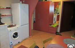 Vanzare 3 camere, decomandat, 78 mp, boxa la subsol,etaj intermediar, zona BRD!