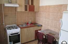 De vanzare 1 camera, etaj intermediar, zona Politehnicii. Loc de parcare!