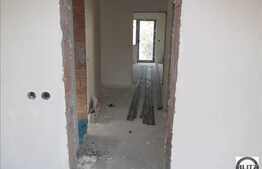 4 camere, decomandat, 96 mp, imobil nou, garaj, boxa la susbol,zona Iulius Mall!