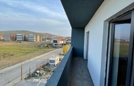 Apartament 3 camere, etaj intermediar, 60 mp, parcare