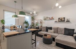 Apartament ultralux, 2 camere, parcare subterana, zona Sesul de sus