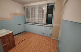 Apartament de 3 camere, 63 mp, balcon, etaj 3, zona Piata 14 Iulie