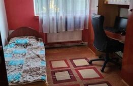 Apartament de 3 camere, 65 mp, logie, etaj 1/4 , zona Primaverii