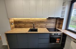 Apartament 2 camere, decomandat, etaj intermediar, zona Iulius Mall