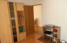 2 camere, 44 mp,  boxa pentru depozitare, zona strazii Porii