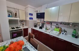 Apartament 2 camere, 48mp, etaj intermediar, parcare, zona Avantgarden