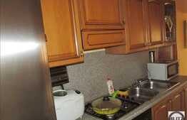 Vanzare 3 camere, 82 mp, 2 balcoane, garaj, loc parcare, boxa, zona linistita!