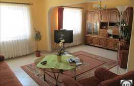 Vanzare 3 camere, 82 mp, 2 balcoane, garaj, loc parcare, boxa, zona linistita!