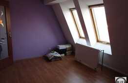 Vanzare mansarda cu 2 camere, zona strazii Porii! Imobil nou!