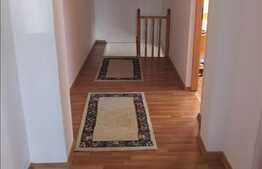 De vanzare 4 camere, 117 mp,  E+M, scara interioara, 1 garaj, zona linistita!