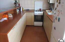 De vanzare 4 camere, 117 mp,  E+M, scara interioara, 1 garaj, zona linistita!