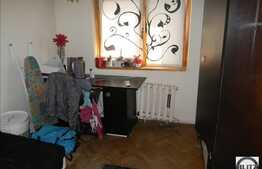 Apartament de vanzare 3 camere decomandate, 65.4 mp utili in zona Piata Zorilor