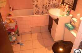 Apartament de vanzare 3 camere decomandate, 65.4 mp utili in zona Piata Zorilor