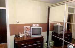 Zona Golden Tulip, apartament de vanzare 4 camere, recent renovat. Boxa inclusa!