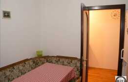 Vanzare apartament decomandat cu 3 camere, 80 mp,  parcare subterana