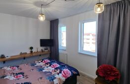 Apartament semidecomandat, 3 camere, parcare, lift, zona Eroilor