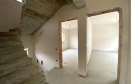 Duplex cu C.F. 210 mp utili, 380 mp, zona Campului!