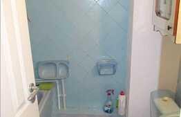 Apartament 3 camere, semidecomandat, 59 mp utili, parcare, zona strazii Horea