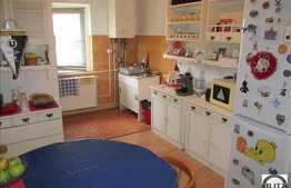 Vanzare 2 camere, decomandat, 56 mp, 1 boxa la subsol, zona strazii Teleorman!