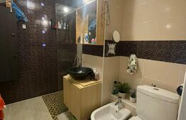 Apartament 2 camere, 56 mp, etaj intermediar, la cheie, parcare, zona Teilor