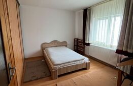 Apartament 4 camere, 120 mp, curte, zona UMF