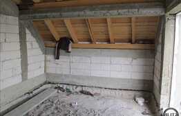 Mansarda inalta, 2 camere 58 mp utili plus doua balcoane, semifinisat