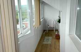 Apartament cu 2 camere, 48 mp cu loc de parcare, zona Scoala Internationala