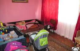 Apartament de vanzare, 2 camere, etaj intermediar, boxa la subsol!