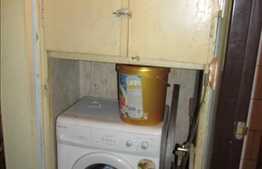 Apartament de vanzare, 2 camere, etaj intermediar, boxa la subsol!