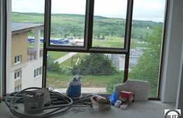 Vanzare 4 camere, suprafata generoasa, garaj inclus in pret! Zona Polus Center!