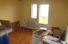 2 camere decomandate, 54 mp, etaj intermediar, zona linistita