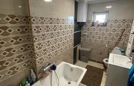 Casa P+E+M, 227mp utili cu spatiu comercial, centru Rasnov