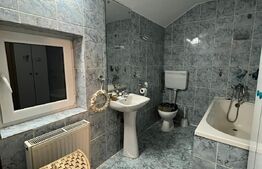 Duplex de 100 mp, 3 camere, parcare, zona Avram Iancu 