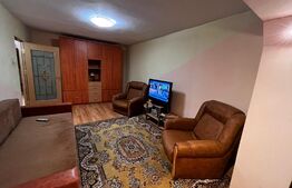 Apartament 3 camere, 70 mp, decomandat, zona strazii Lunii 