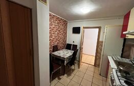 Apartament 3 camere, 70 mp, decomandat, zona strazii Lunii 