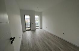 Apartament 2 camere, 49 mp, semidecomandat, etaj intermediar, zona Terra