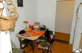 Vanzare 3 camere, 65 mp utili, zona Viilor, cu boxa si parcare