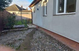 Casă 3 camere, 90 mp, teren 400 mp, cartier Sanpetru