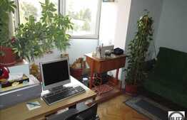 Apartament 3 camere, 70 mp, semidecomandat, parcare, zona strazii C-tin Brancusi