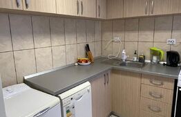Apartament 2 camere, decomandat, etaj 2, parcare, zona Sesul de Sus