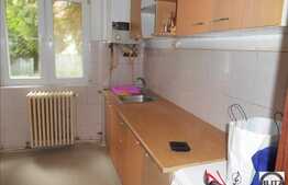 Apartament de vanzare cu 3 camere, 70 mp utili, renovat, zona Piata Hermes!